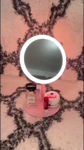 minimalist vanity mirror for girlies✨🫶🏻 #ledmirror #viralproducts #trendingproducts #tiktokshop #shopnow