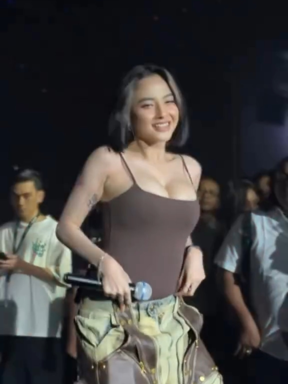 apotek tutup 😘😍🥰😍🥰 #arlidaputri 