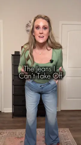 These jeans are so good I don’t want to wash them. @Halara_official #halara #halarajeans #stretchyjeans #baggyjeans #tiktokshopcreatorpicks 