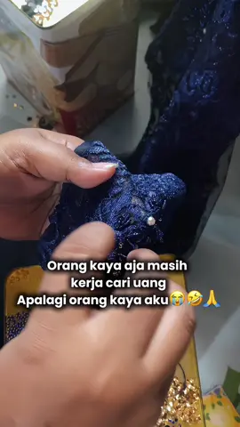 Bener juga ya😂🤣 #penjahit #lampung #kebaya #payet #kontenhiburan 