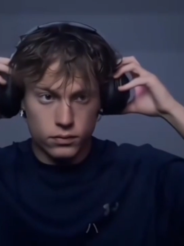 She's always on my mind >>>> #goviral #contentcreation #viralvideo #TikTokTrends #fyp 