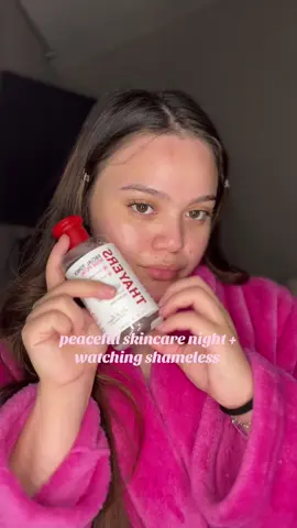 Skincare after a long day is always so rewarding and relaxing  @Thayers @VT Cosmetics US #thayersambassador #nightroutine #fallskincare #skin #thayers 