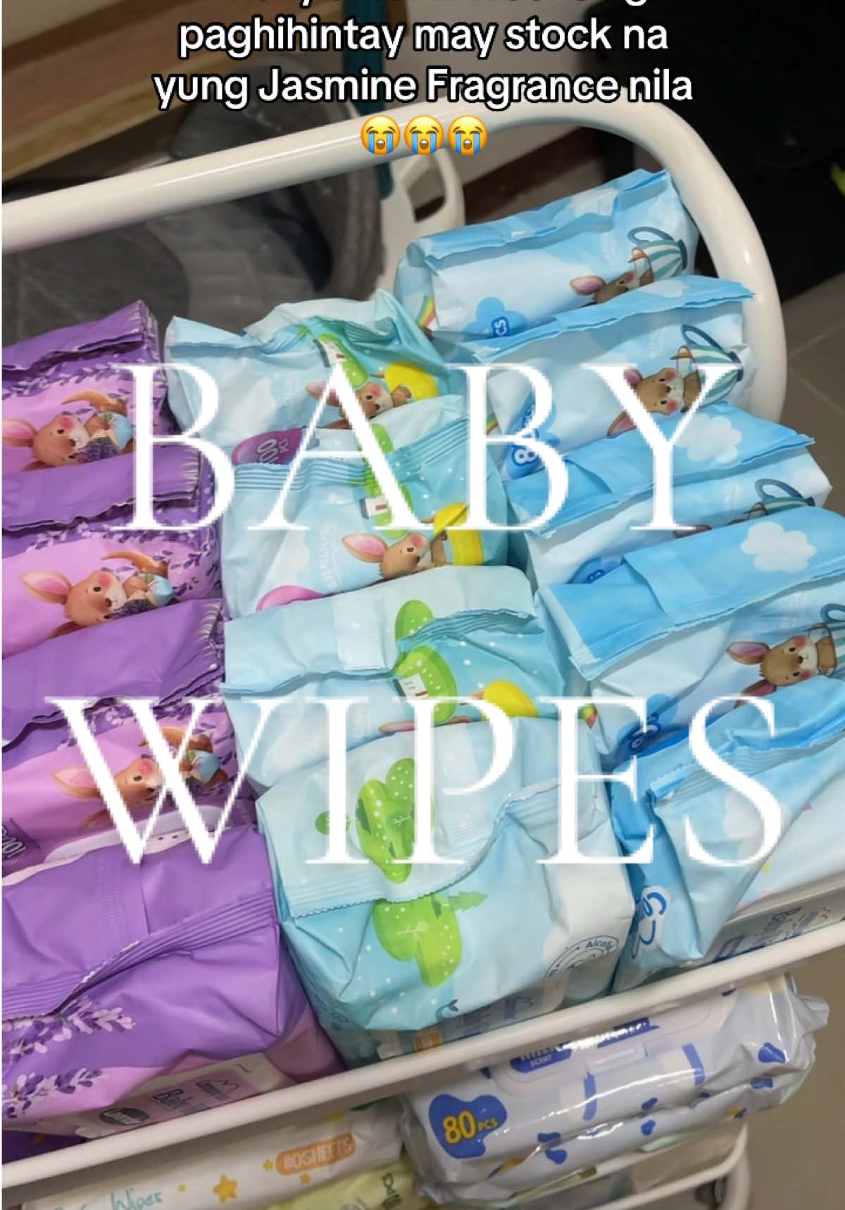 Eto naaaaa wag nyo na ako kulitin na ichat si seller na mag stock kase naglabas na bilisan nyo baka maubusan nnmn kayo.😭😭😭 #babywipes #companylove #wipes #scentedwipes #babyessentials 