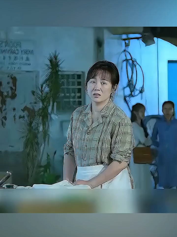 El increíble viaje de esta mujer vendiendo dumplings #dramatiktok #dramas #shorts #peliculas #movie #triste #fortuna #pobre #humillacion #drama #Love