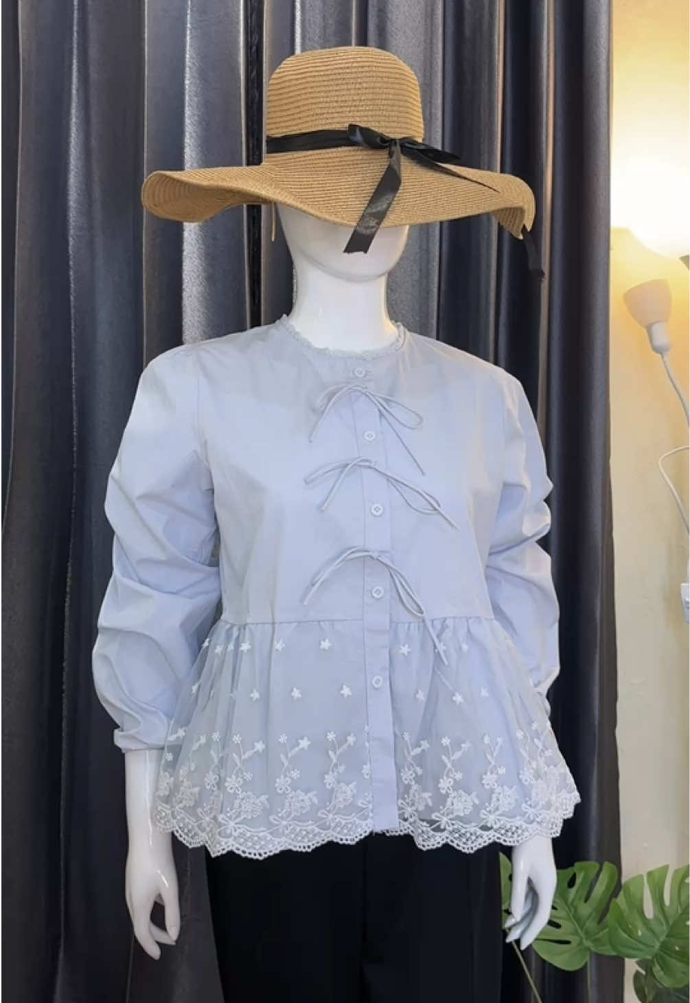 Ready langsung kirim beb, warna masih lengkap ya🥰#kemejawanita #atasanwanita #blousewanita 