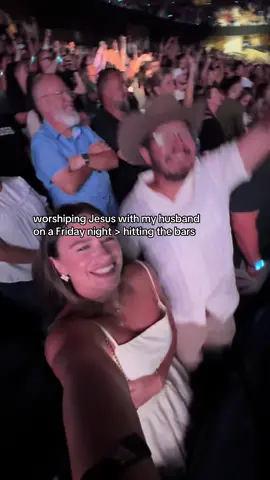 This concert was easily the best concert I’ve ever been to 🥹🤍 I WANNA GO AGAIN #brandonlakekingofhearts #brandlaketour #brandonlake 