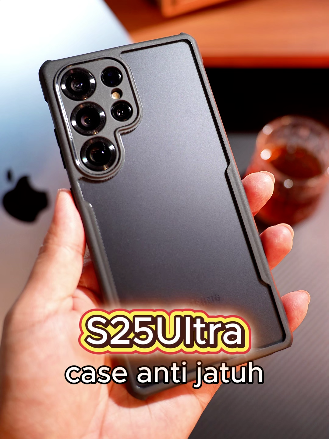 HP jatuh bukan masalah lagi!  Casing bersertifikasi SGS ini kasih perlindungan maksimal, plus desain presisi & panel bening yang tetap cling!#xundd #case #samsung