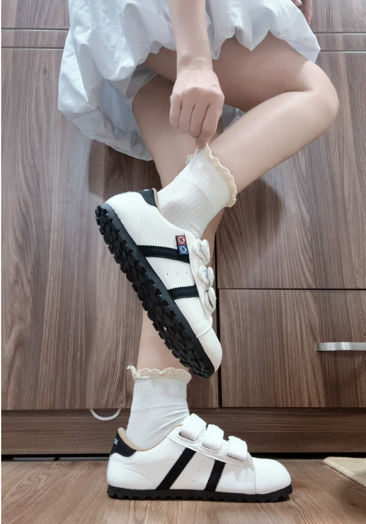 Giày quai dán mới xinh nha #xuhuong #giaythethao #giayquaidan 