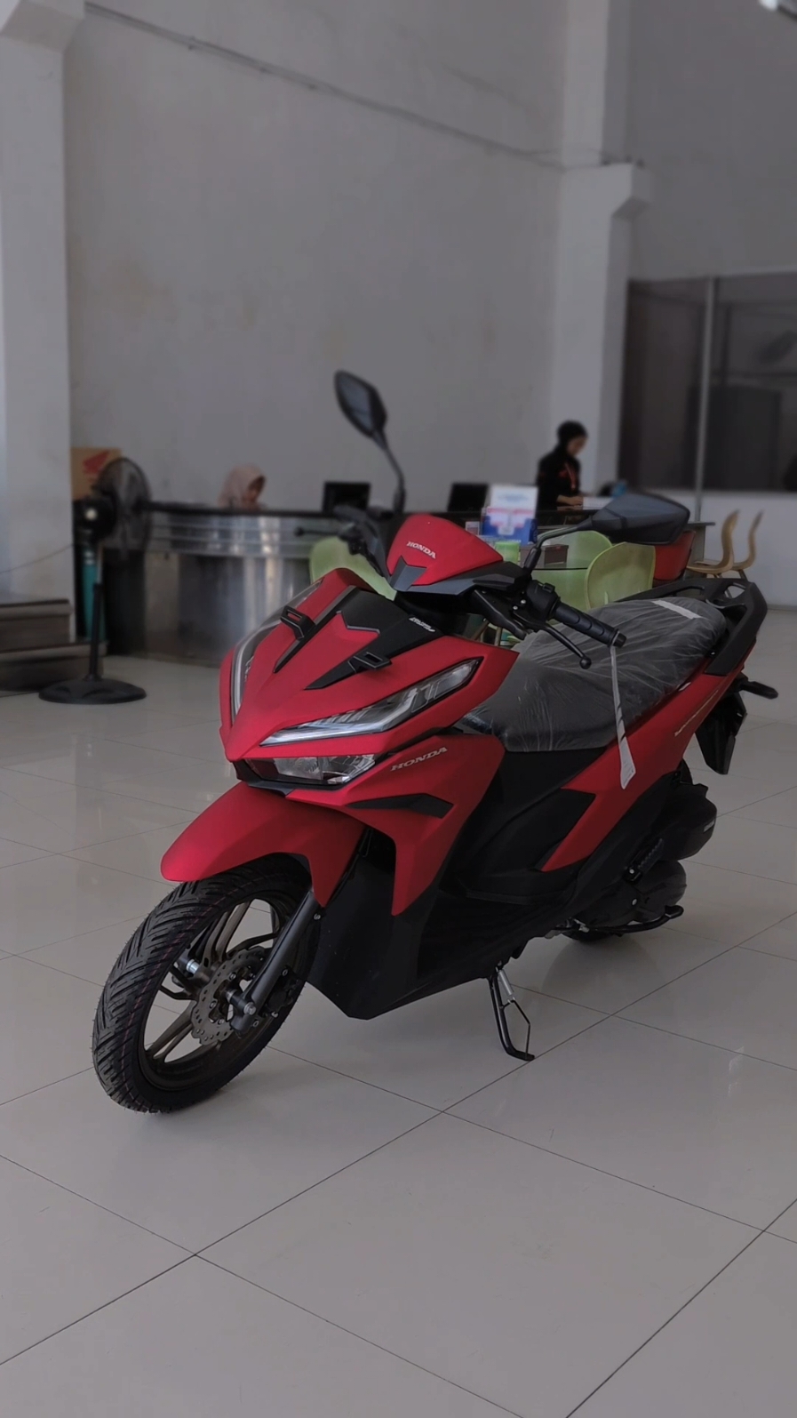 Vario 125 Cbs Iss merah Melayani Pembelian  ✅ Cash, Cash Tempo, Kredit, Tukar Tambah ✅ Proses 1 hari langsung Kirim ✅ Pembayaran bisa Cod #vario125 #variomodifikasi #dealerhonda #fyppppppppppppppppppppppp #purbalingga 