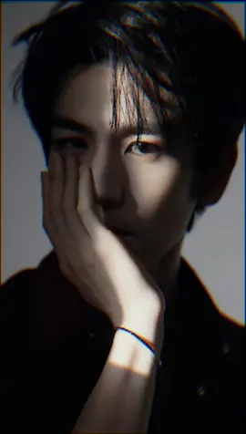 张凌赫 🥶 #fyp#lewatberanda#foryou #chinesedrama#chineseactor#chinese #zhanglinghe#lingheeee #chineseboy#chineseman #aktordracin#dracinlover#beijing 