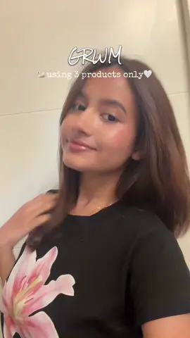 This literally took me 5 mins, love how versatile these products are:D ☀️product details: • @elfcosmetics elf hydrating camo concealer  • @Sephora Collection sephora collection retractable brow pencil • @Rhode rhode pocket blush #grwm #glowymakeup #cleangirlmakeup #viral #fyp 