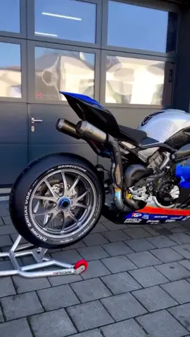 Selina edition Ducati #fyppppppppppppppppppppppp #fypシ #bikes #bikesoftiktok #ducati 