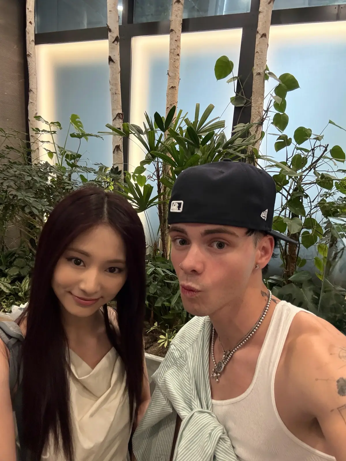 1 week in. it’s okay to blink now but make it quick #TZUYUxCORBYN #BLINK #TZUYU 