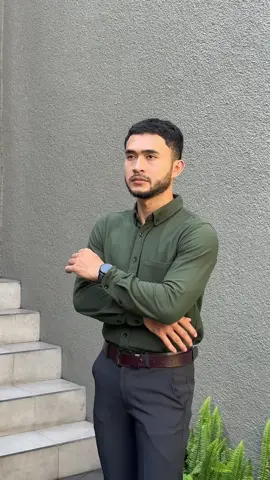 Clean, classic and fresh with Pique Shirt Green Army 🍃 #PiqueShirt #KemejaPique #KemejaPria #KemejaKerja #hsrmofficial 
