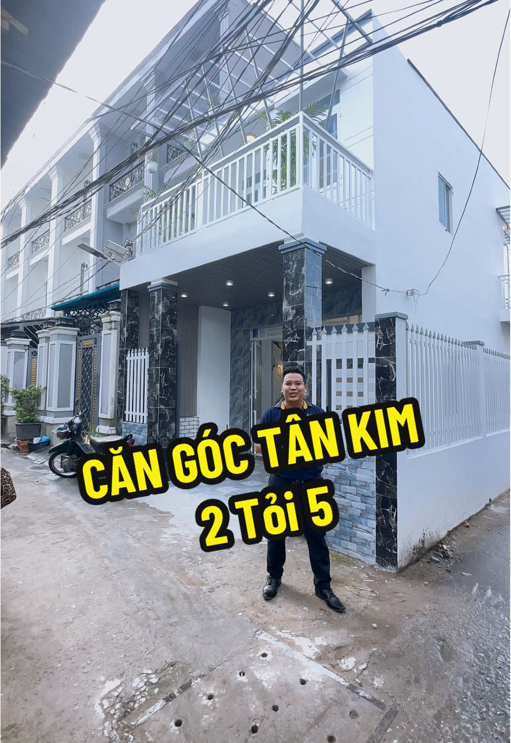 CĂN GÓC TÂN KIM QL50 TT. CẦN GIUỘC - DT: 5 x 17 SHR 85,7m2 Đất ở Đô thị - Nhà Lầu 4 Phòng ngủ, 2 WC, sân trước, sau, bên hông. Tặng hết nội thất. #duythonhadep #nhadatcangiuoc #nhadep #dautubatdongsan #nhacangiuoc 