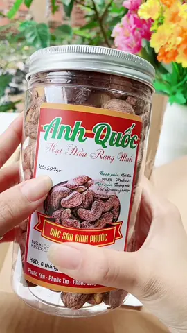 Hạt điều vỏ lụa rang muối. Vị vừa ăn giòn rụm luôn nha mấy chị  @Ăn vặt Hồng Nhung Bến Tre  @Ăn vặt Hồng Nhung Bến Tre  @Ăn vặt Hồng Nhung Bến Tre #hatdieurangmuoi #hatdieu #anvathongnhungbentre 