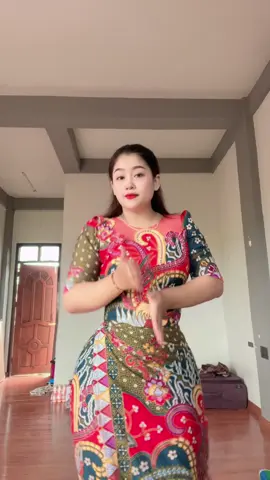 #မြင်ပါများပီးချစ်ကျွမ်းဝင်အောင်လို့🤒🖤 #maywaddyoo77 #ယူတို့ပန်ဒါကိတ် 