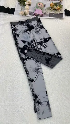 🔥 Women's Sporty Seamless Yoga Pants – Tie-Dye Side Cutout ✨ Trendy, Comfy & Stretchy 🧘‍♀️ Perfect Workout Bottoms for All Seasons 💕#tiktokshopfalldealsforyou #spotlightfinds#SeamlessYogaPants #TieDyeLeggings #CutoutStyle        