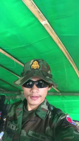 ញាក់សាច់😂👮‍♂️🇰🇭❤️  #ទាហានទល់មុខ