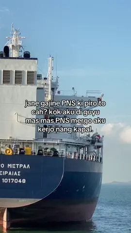 #pelautpunyacerita #pelaut #pelautindonesia #pelautmuda🚢⚓ 