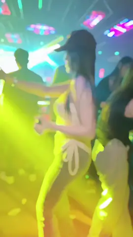 เธอคนนั้นคือฉันอีกคน🤪#สาวโคราช #อมตะซิตี้ระยอง #เฟรนโซนสะพานสี่ 