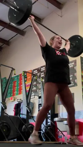 First time ever making it into ONEderland in power snatches 😍 #crossfit #fyp #foryou #girlswholift #pr 