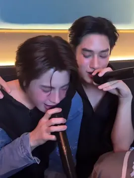 Cái cảm giác ngà ngà phiêu phiêu có em bồ xinh iu ngồi kế bên ta nói nó sướng ~ #เติ้ลเฟิร์สวัน #TleFirstOne #Firstone #TLE_mtm 