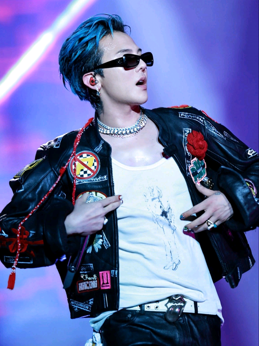 Style này là của anh!!! Anh là phải khét lẹt vậy nè anh Chí Long 🫡🫡🫡 💎 16 Years - Only One IDOL ❤️ #gdragon #kwonjiyong #Gdragonbigbang #VIP #FAM 