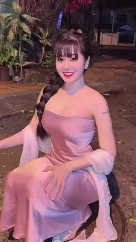 Nhìn Đông nhìn Tây. Không bằng nhìn em một giây 😆🎀 #mindi99  #mindi 