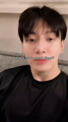 ver jk, aku bingung ada yang bilang 182cm, 178cm, 180cm. yang bener berapa??😭 @bts_official_bighit #jeonjungkook #bts #army #foryoupage #fyp