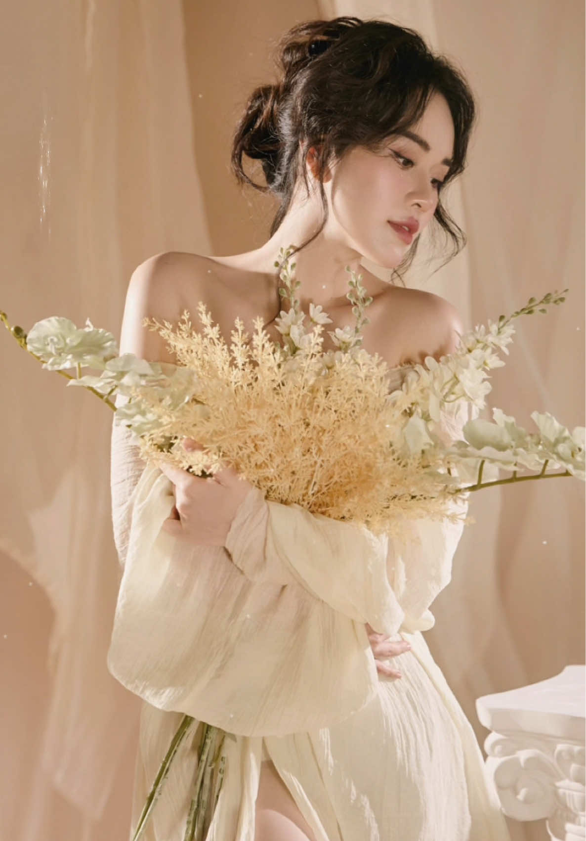 Chụp concept này là có người yêu liền💋💋#chupanhdep #viral #chupanhdephanoi #chupanhbeauty #chupanhtrungthu #chupanhnangtho #fyp #minhtristudio #chupanhstudio 