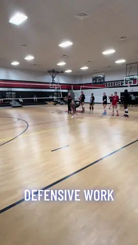 #volleyball #volleyballworld #volleyballdrills #defense #volleyballplayer 