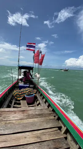 #เกาะคอเขา🐚🦀🏖 #หมึกซิ่งวิ่งทั้งวัน #ผ่านหลอดไม่จอดไหน😂 