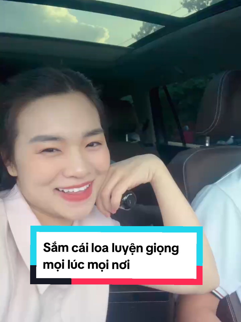 Thay vì suốt ngày phải nghe người khác hát ...thôi sắm cái loa này luyện giọng  hát cho cả làng trầm trồ đi cả nhà ơi💝@Lê Ngọc Thuý Store @Tiến Sĩ Dane Truong 