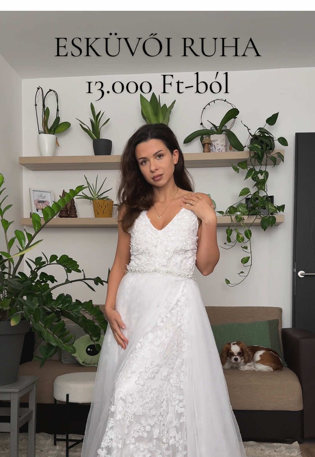 Így készítettem el az esküvői ruhámat 13.000 Ft-ból🥰 nem kell hozzá különösebb ügyesség, és időben is kb 2x1,5 óra volt, így kényelmesen belefért az időmbe. Ha hasonló terveid vannak akkor sheinen rengeteg ruhát és kiegészítőt megtalálsz, mindent onnan szereztem be, plusz a zara cipellőm dupeja is megtalálható ott (ötödáron.. jó hülye vagyok hogy nem találtam meg előbb) #esküvő #ruha #DIY #foryou #tipp 