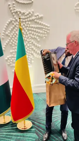 A heartfelt thank you to the wonderful people of the Benin Republic for the warm hospitality during the Farmer Governor’s visit. 🇧🇯🤝🇳🇬 In attendance were Benin’s Minister of Foreign Affairs, the General Manager of SONAMA, and other top government officials — a true reflection of strong bilateral ties and mutual respect. Nigerlites are grateful for the growing partnership in agricultural mechanization and crop production for export. Together, we grow stronger.  #Partnership #Agriculture #BeninRepublic #StrongerTogether #NewNiger    