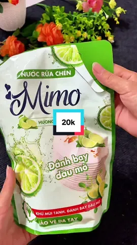 Nước rửa chen Mimo hương chanh tươi mới cho ra mắt sản phẩm dạng túi dạng túi 1 l nên giá rẻ quá trời các chị ơi ##emthuytaphoa1k##nuocruachen##nuocruachenmimo##nuocruachenbat##nuocruabat @@Em Thuý tạp hoá 1k @@Em Thuý tạp hoá 1k @@Em Thuý tạp hoá 1k