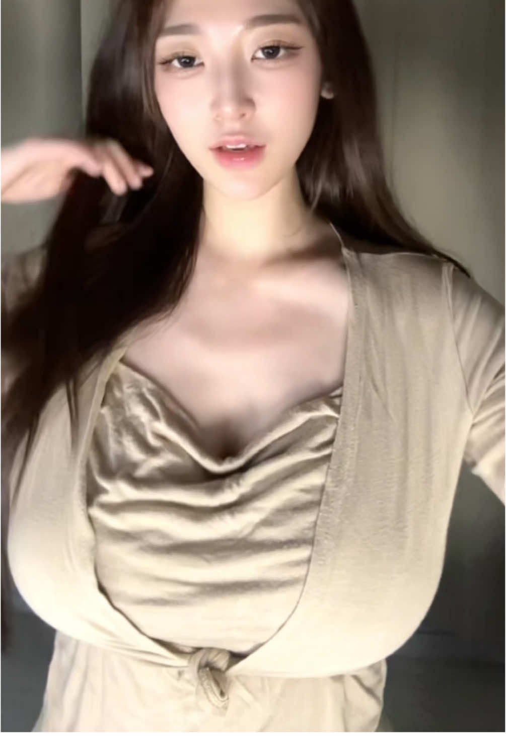 어라라..너 아래… #시선챌린지 #oopsdownbelow #oopsdownbelowchallenge #조현영 #어라니아래