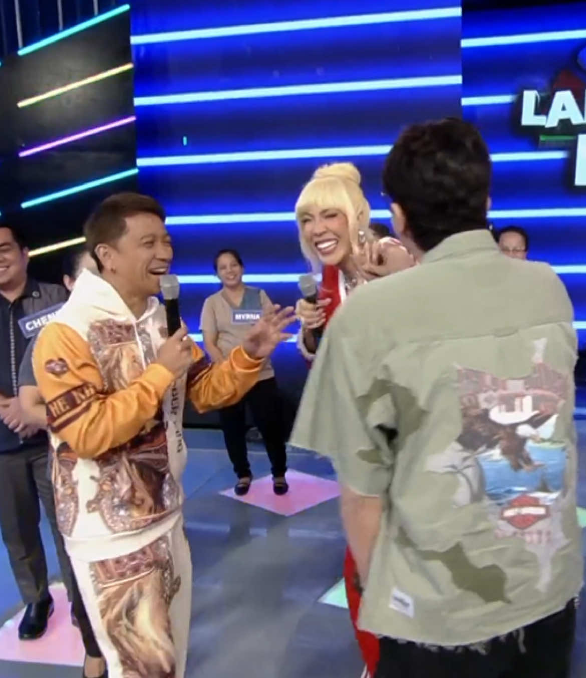 Laughtrip! 🤣 #ItsShowtime #ABSCBN #ViceGanda #VhongNavarro #JhongHilario 
