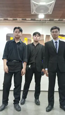 With our mafia boss @rvlee4 dc with @yihyihyiehwww #fyp #foryoupage #dance 