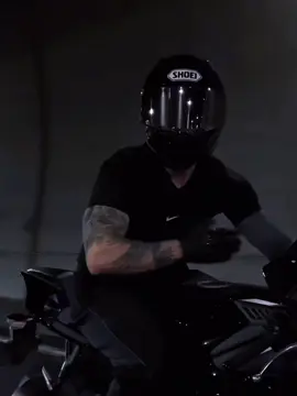 🖤 #yamahar1 #biker #motorcycle #bikelover #BookTok @lxupnxir 