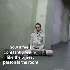 #fyp #puppypow58 #girlblogging #overthinking #lonely 