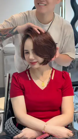 BoB & Uốn bồng bềnh layer tóc này dành cho các U trung niên bồng bềnh sang chị em hoàn toàn tự sấy khô ở nhà đẹp 100% #uốntóc #nhuộmtóc #tócxoănđẹp #cắttóc #tócđẹp 