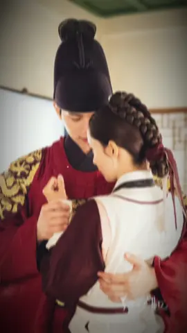 Bá đạo thiệt chứ 🫵🏻 #bonappetityourmajesty #ngutrucuabaochua #leechaemin #yoona #xuhuong 