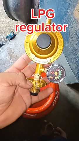 LPG regulator na may safety button 