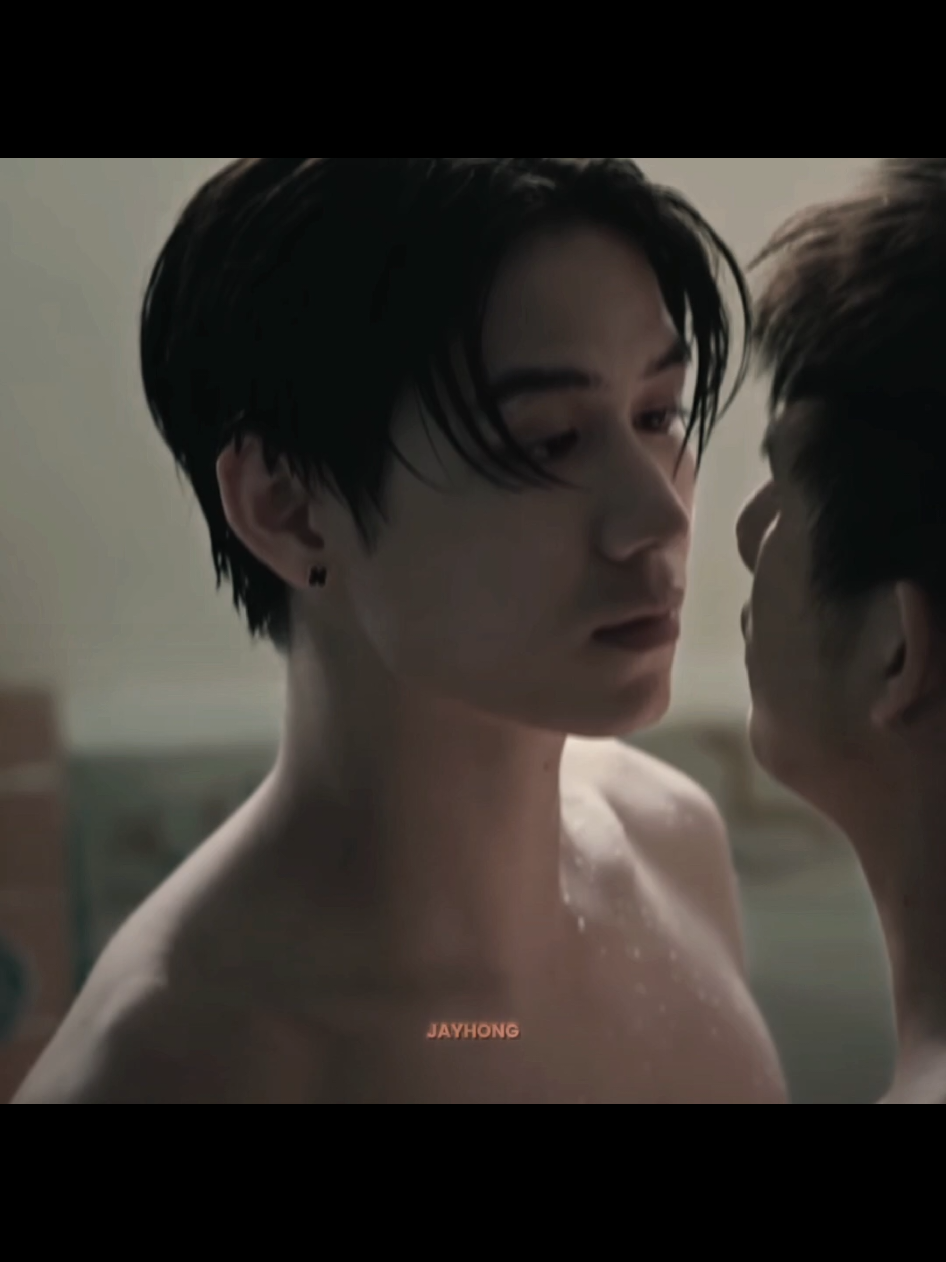 EP.3 หล่อมากหนิ 😭 FAKE BODY #thatsummerseriesep3 #ThatSummerSeries #satangks #ฟีดดดシ #yseries @satangks 