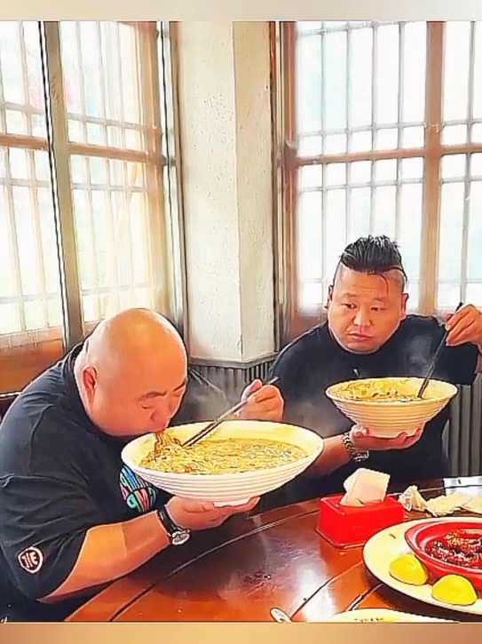 Chinese Funny Video Clips 😂 #firstvideo #foryou #firstviralvideo 