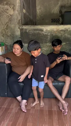 Berbakti kepada ortu 😁😂🥰