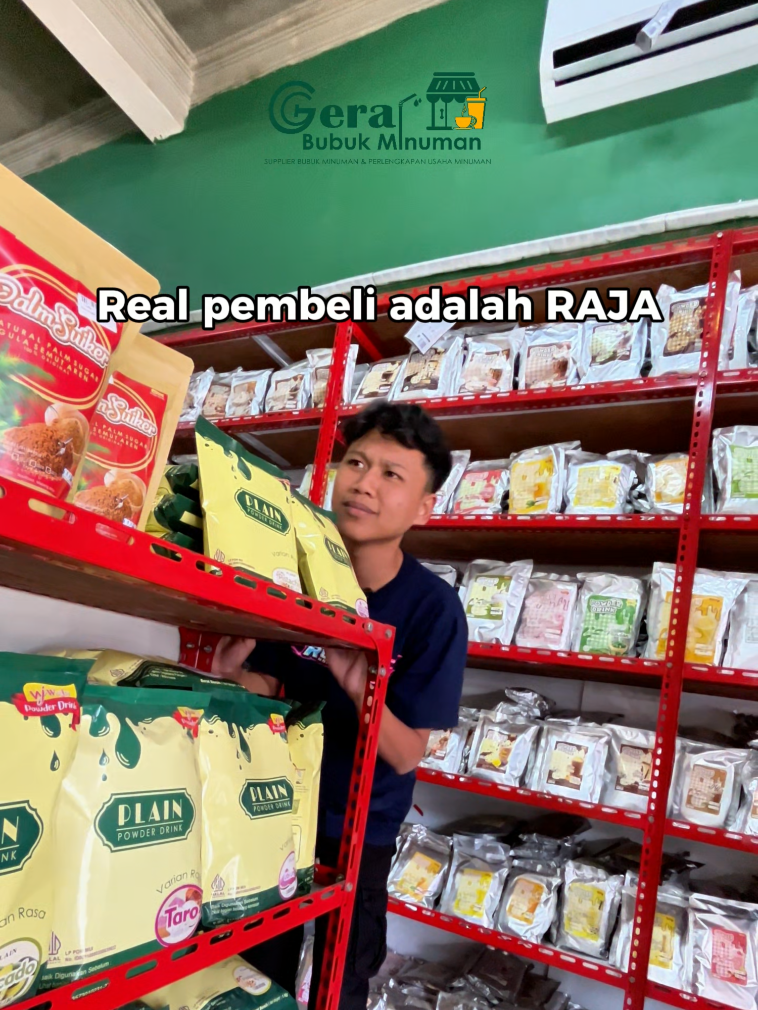 Layani dengan sepenuh hati karena pembeli adalah Raja sebenarnya hihi..    Cek disini yaa ⬇⬇ ADMIN PUSAT : (TERTERA DI BIO) OREN, IJO, Tiktok Shop : Wellfood_powderdrink #wellfoodpowderdrink #bestpowder #kemitraanindonesia #paketusahamurah #franchise #pistachiochocolate #pisctachio #pistachiopowder #ubiungu #
