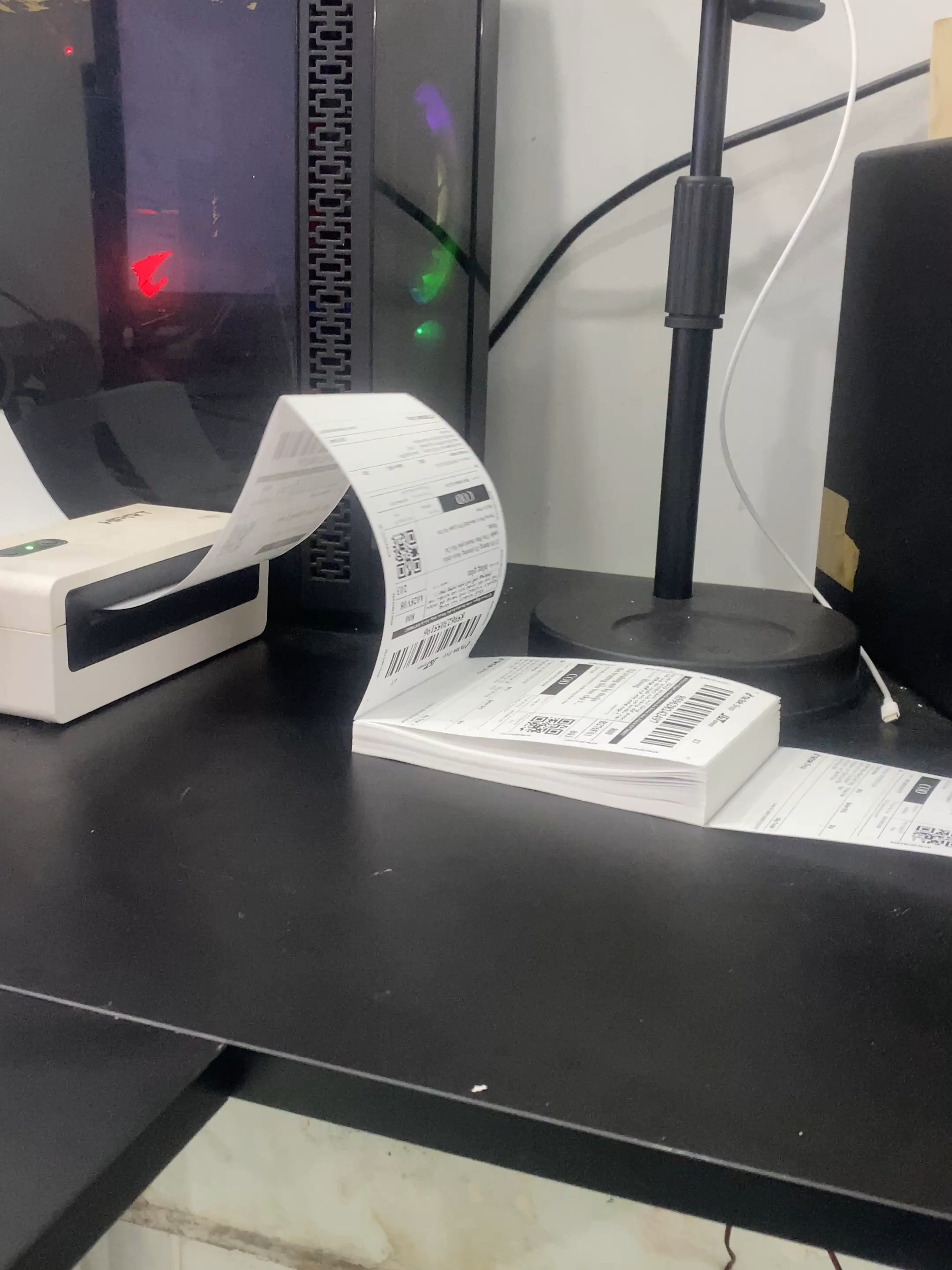 Giấy in nhiệt Decal A6 (100x150mm) tệp 500 tem rõ nét bền đẹp cho đơn hàng Shopee #giayin #decal #giayinnhiet #shopee #tiktokshop #reviewchanthat